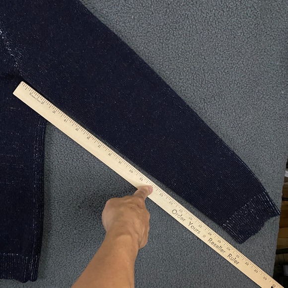 Theory Remy Sweater Mens Medium 100% Merino Wool Soft Crew Pullover Dark Blue - Picture 8 of 9